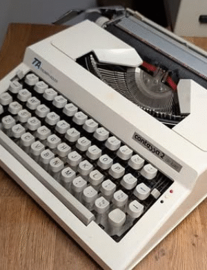 Triumph-Adler ‘Contessa 2’ Typewriter